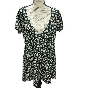 SHEIN Black and White Floral Mini Dress